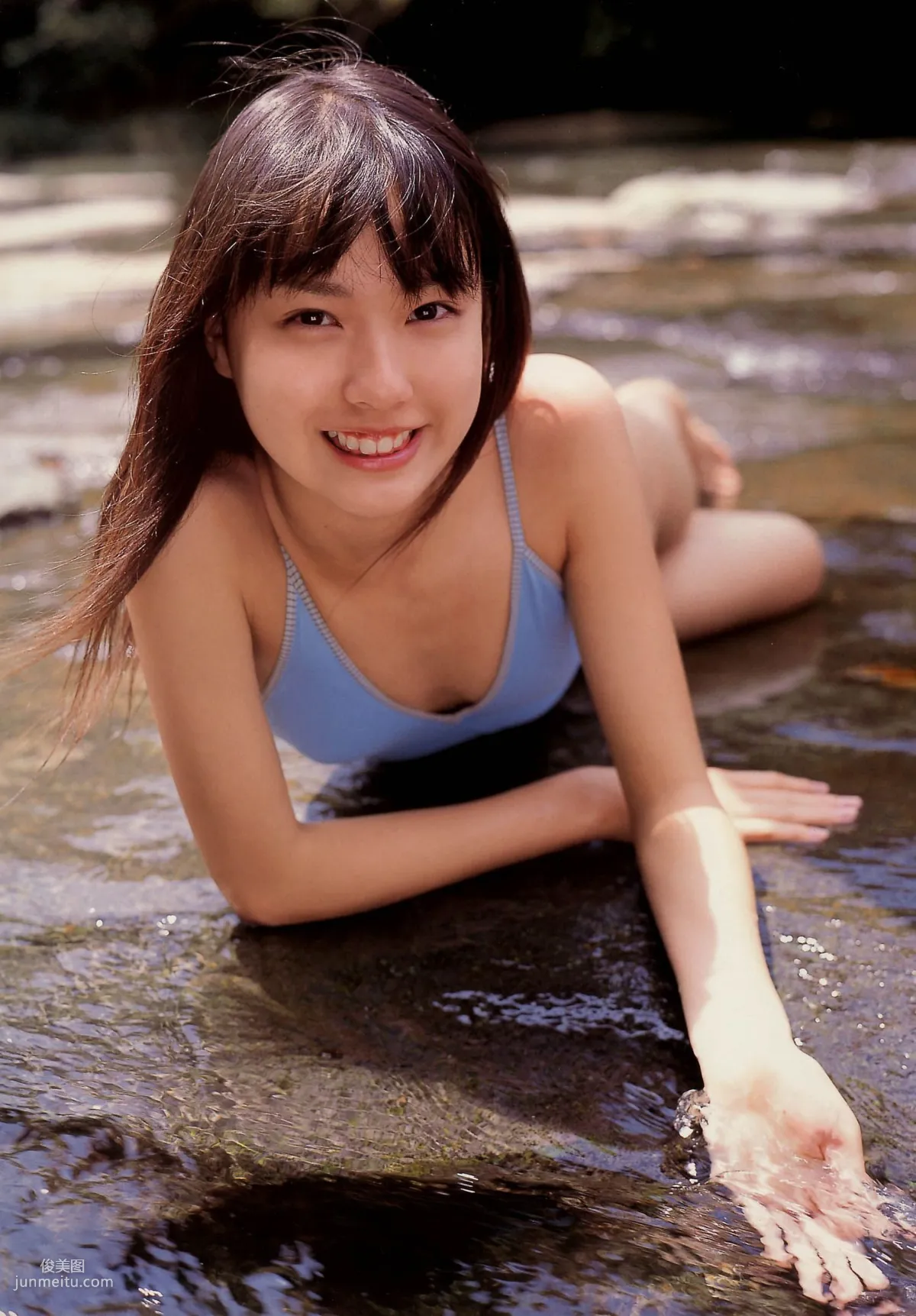 戸田恵梨香 《SANWA MOOK 7 生まれた泉》[PB寫真集] 16
