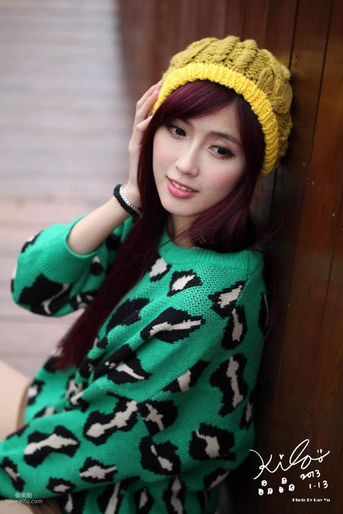 Taiwan Model Liao Tingling/Kila Jingjing, Green Long Coat + Long Boots, Street Snap Photo Set photo 42