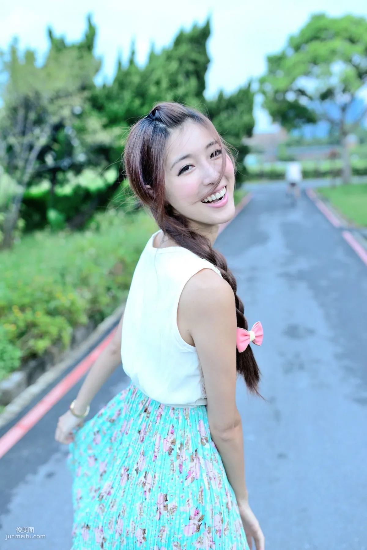 Kila Jingjing / Jin Yunqiao, Fresh and Beautiful Long Dress Outdoor Photo Set photo 35