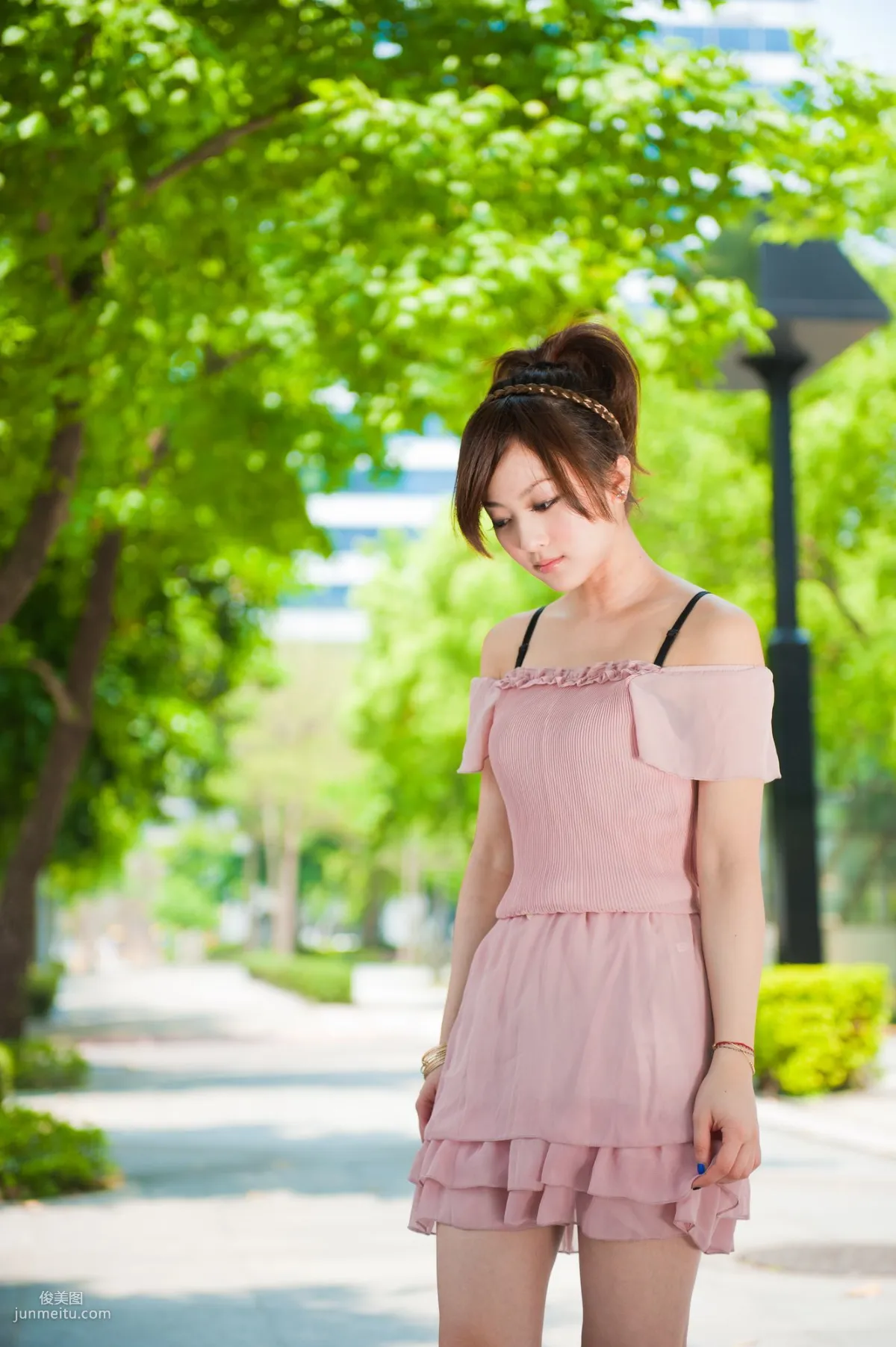 台灣美女果子MM《時裝外拍》寫真集 81