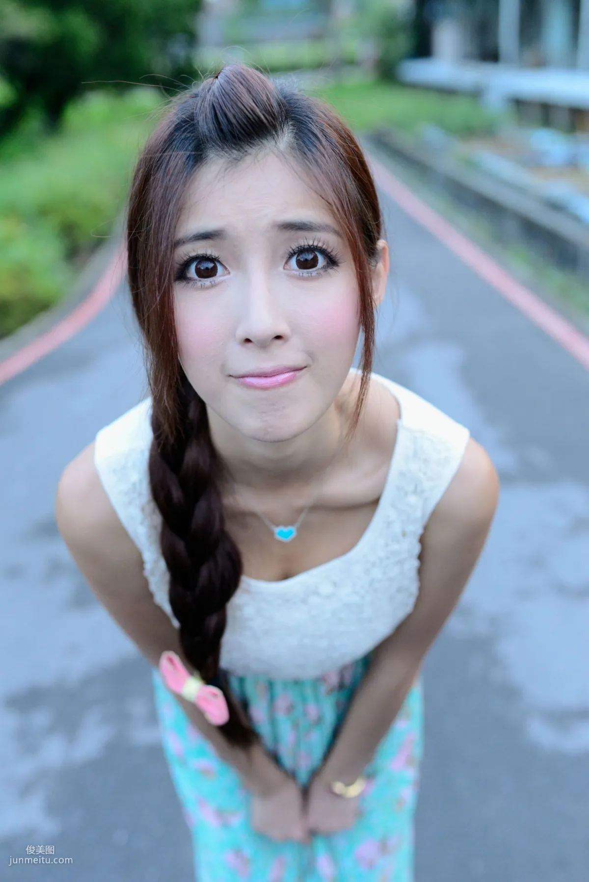 Kila Jingjing / Jin Yunqiao, Fresh and Beautiful Long Dress Outdoor Photo Set photo 43