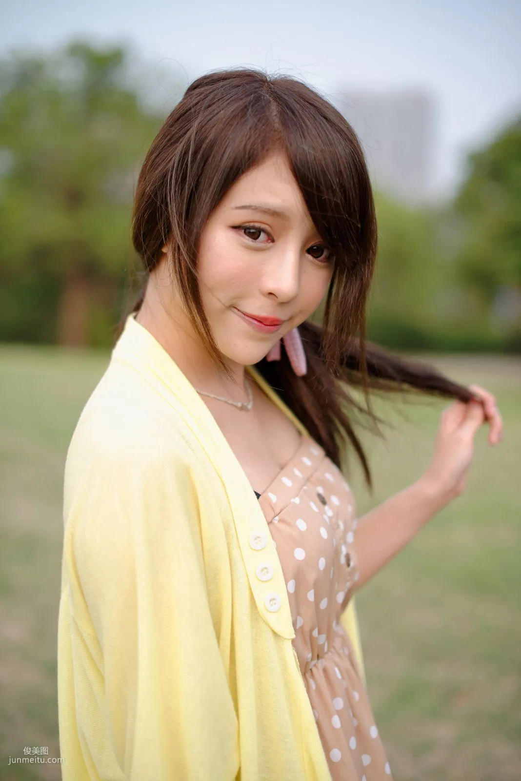台灣女神張齊郡JULIE《踏青》寫真集 55