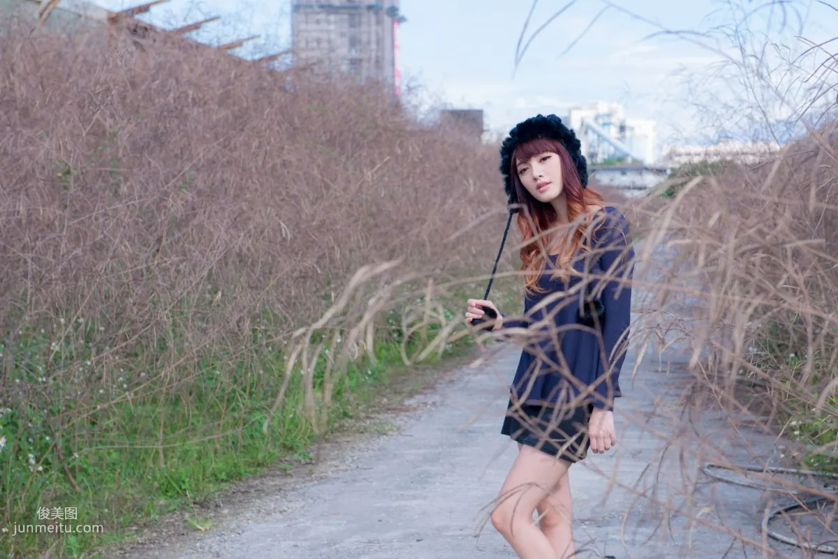 Taiwan Beauty Lin Gangyi Didy, Ruined Station Beautiful Outdoor Shoot, Photo Set photo 43