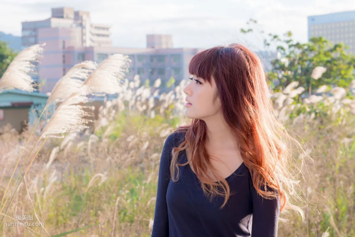 Taiwan Beauty Lin Gangyi Didy, Ruined Station Beautiful Outdoor Shoot, Photo Set photo 31