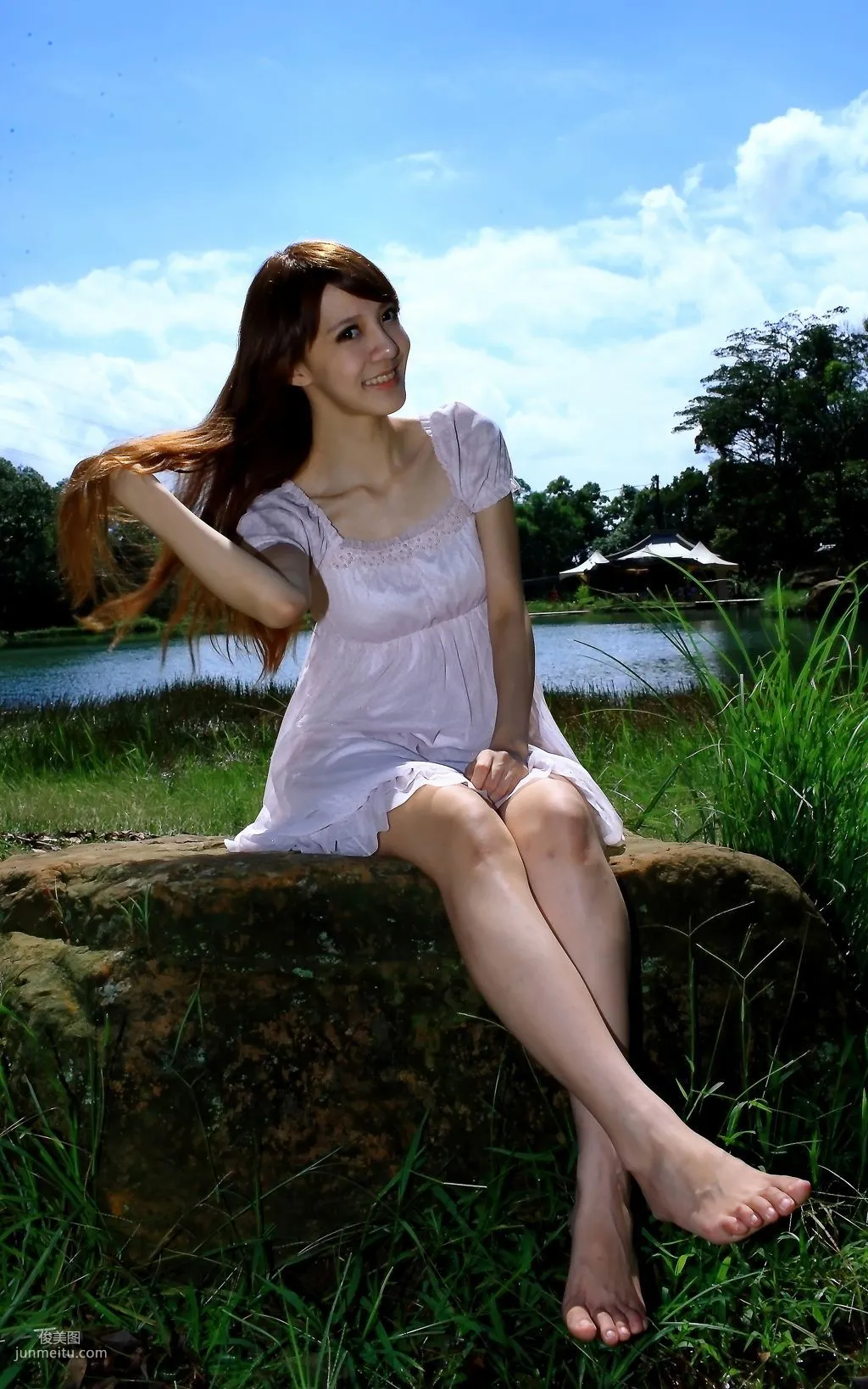 Taiwan Beauty Ning Meng, Fresh and Sweet Outdoor Photo Collection photo 7