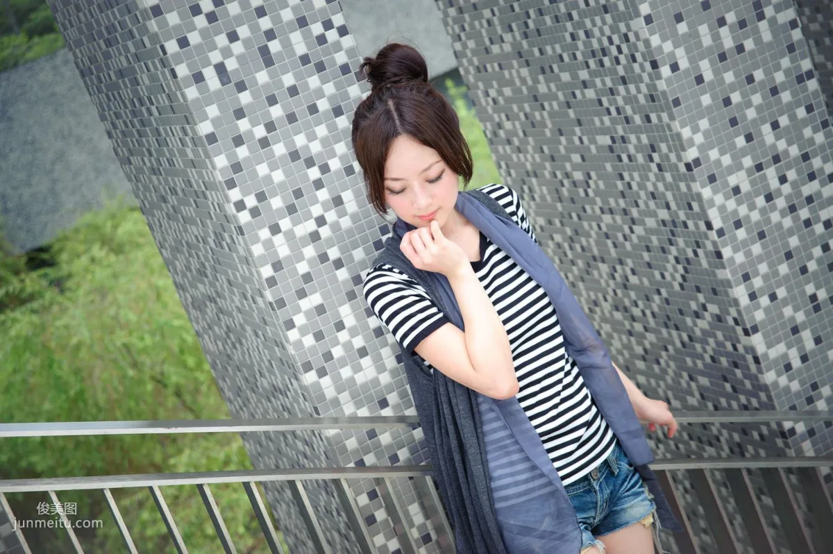Zhang Kaijie, Yonghe No.4 Park Outdoor Shoot Photo Set photo 46