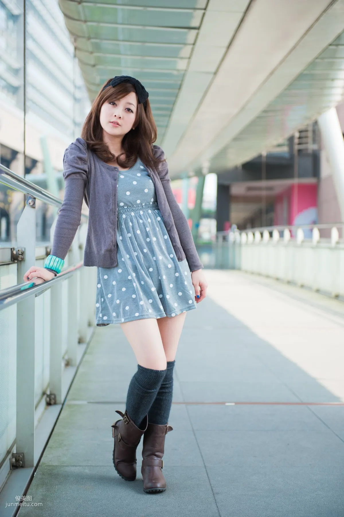 台灣美女果子MM《時裝外拍》寫真集 20