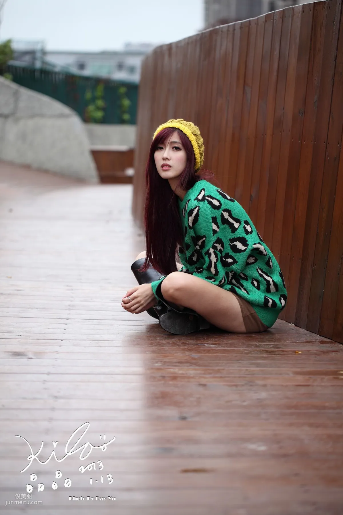 Taiwan Model Liao Tingling/Kila Jingjing, Green Long Coat + Long Boots, Street Snap Photo Set photo 44