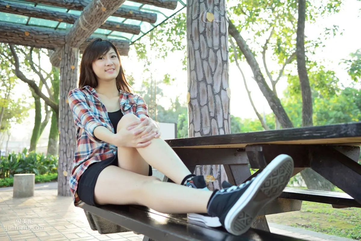 Taiwan Beauty Lin Mojing/Queena 'Junior Schoolmate Era' Photo Set photo 33