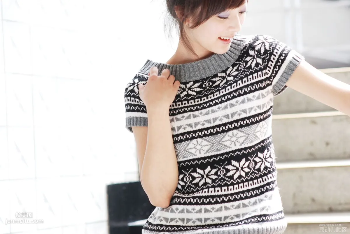 果子MM/Mikako《出道第一拍》写真集46