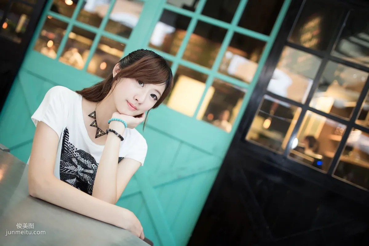 Taiwan Model Queena / Lin Mojing, Park Outdoor Shoot Photo Set photo 16