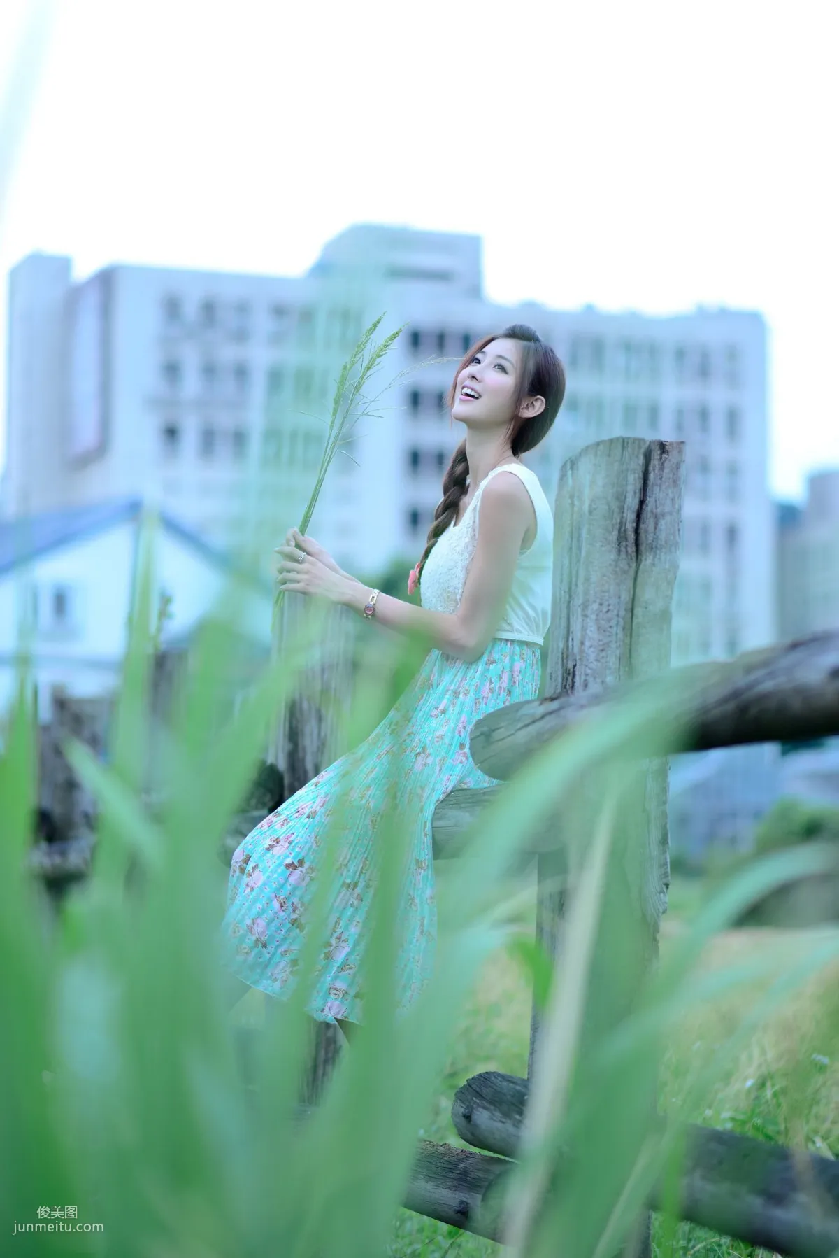 Kila Jingjing / Jin Yunqiao, Fresh and Beautiful Long Dress Outdoor Photo Set photo 21