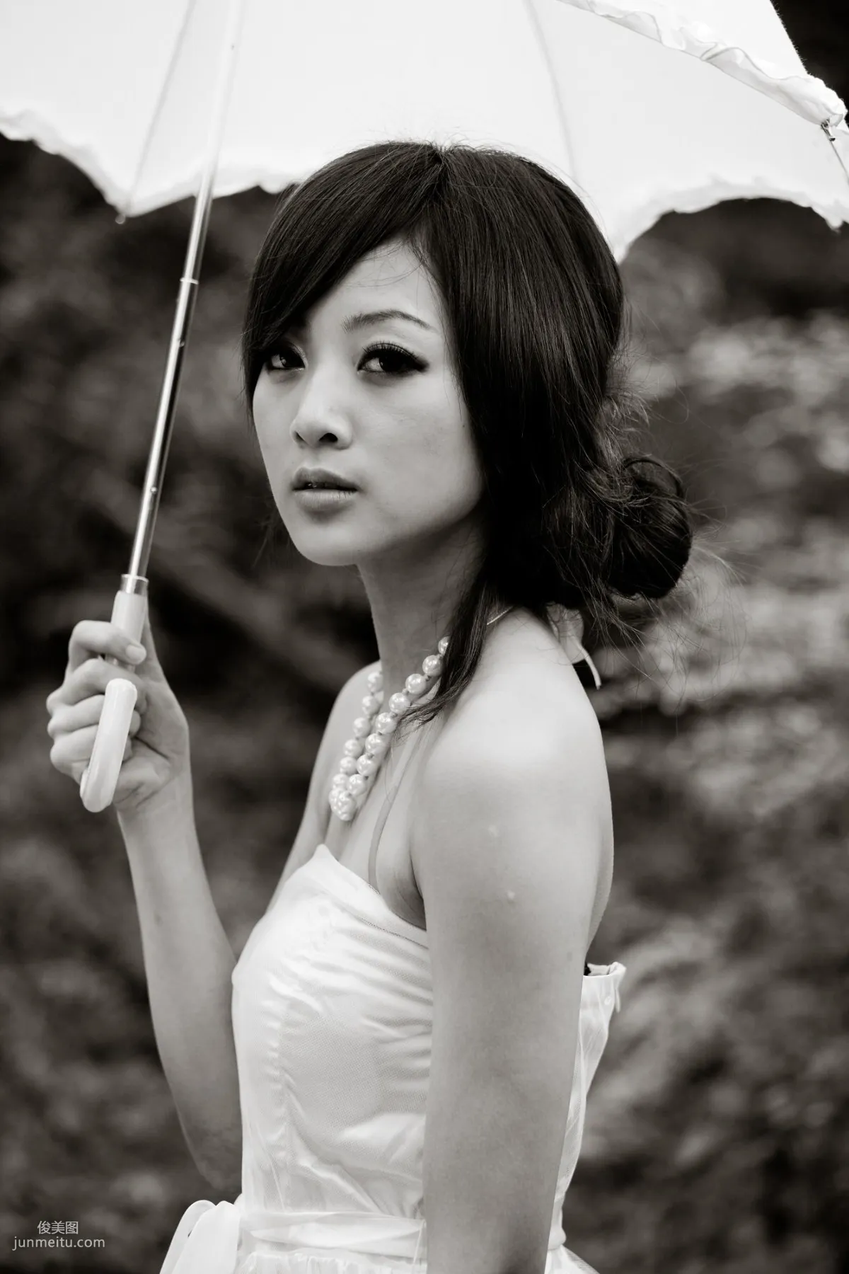 Mikako/Zhang Kaijie White Waltz x Black Obsession Yangmingshan Zhuzihu Outdoor Shoot Photo Set photo 40