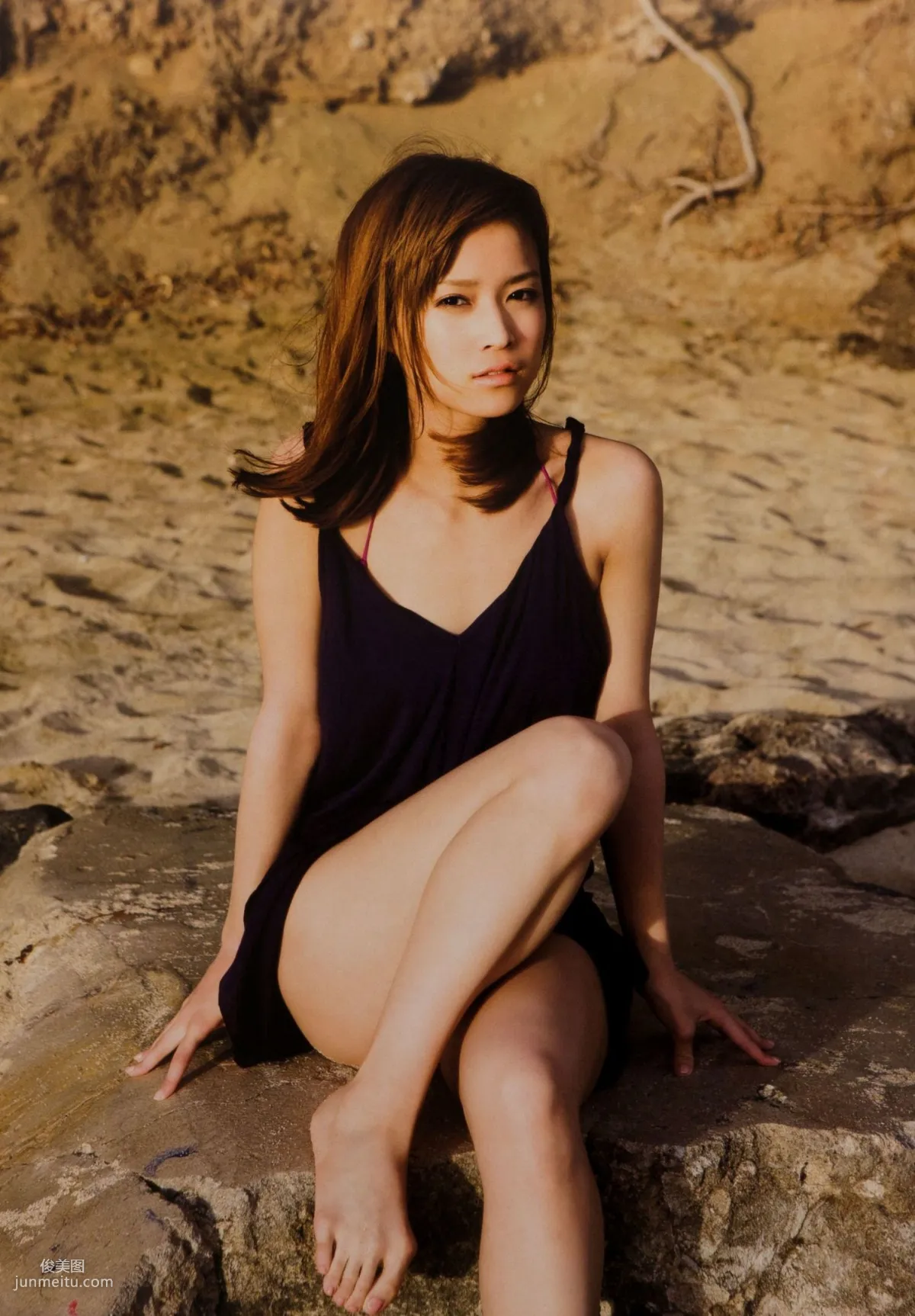 亀井絵裡 《sweet》 [Photo Book] 寫真集 42
