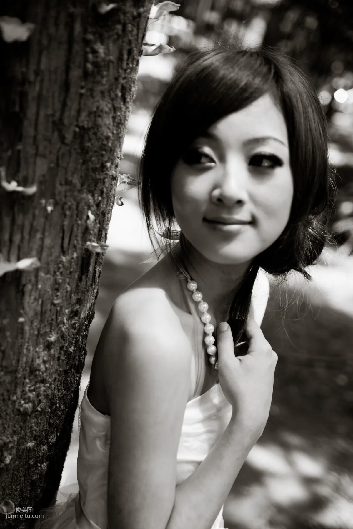 Mikako/Zhang Kaijie White Waltz x Black Obsession Yangmingshan Zhuzihu Outdoor Shoot Photo Set photo 60