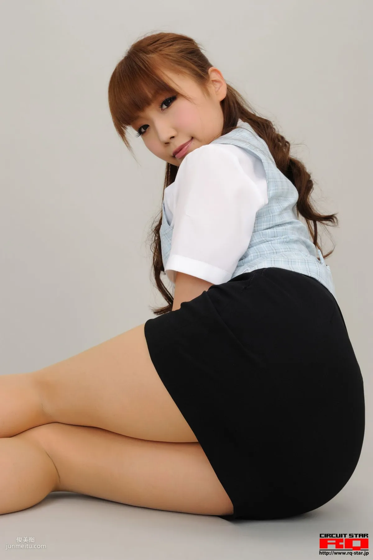 [RQ-STAR] NO.00509 如月くるみ Office Lady 職業裝系列 寫真集 45