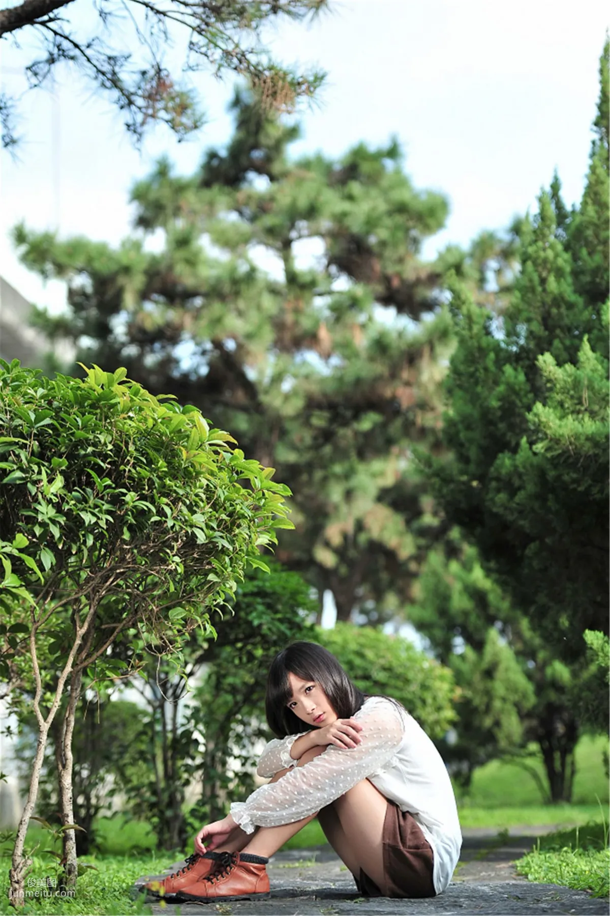 Taiwan Beautiful Girl Xiao Jing (Yu Chengjing), Yat-Sen Park Outdoor Shoot Photo Set photo 16