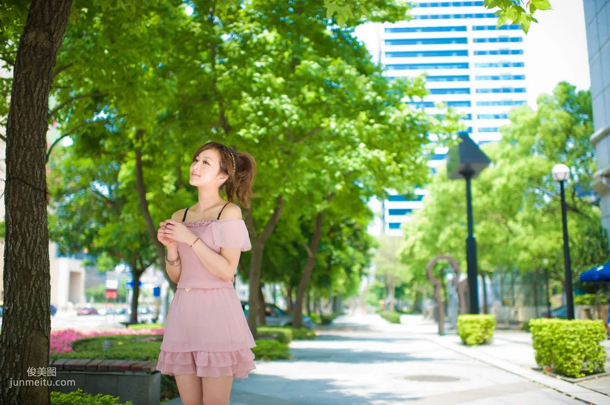 張允霏/果子MM《城市漫遊》寫真集 53