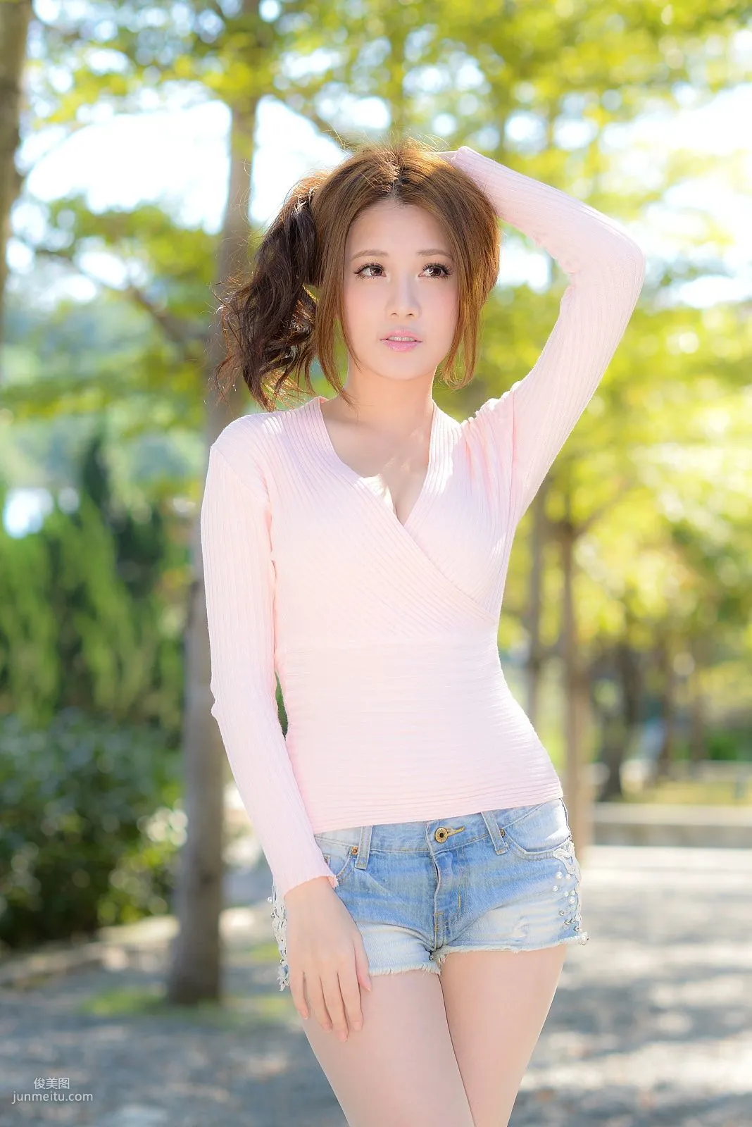 Taiwan Beauty Xu Ruiyu 'Blackie's Beauty Outsider Outdoor Photos' Photo Set Collection photo 8
