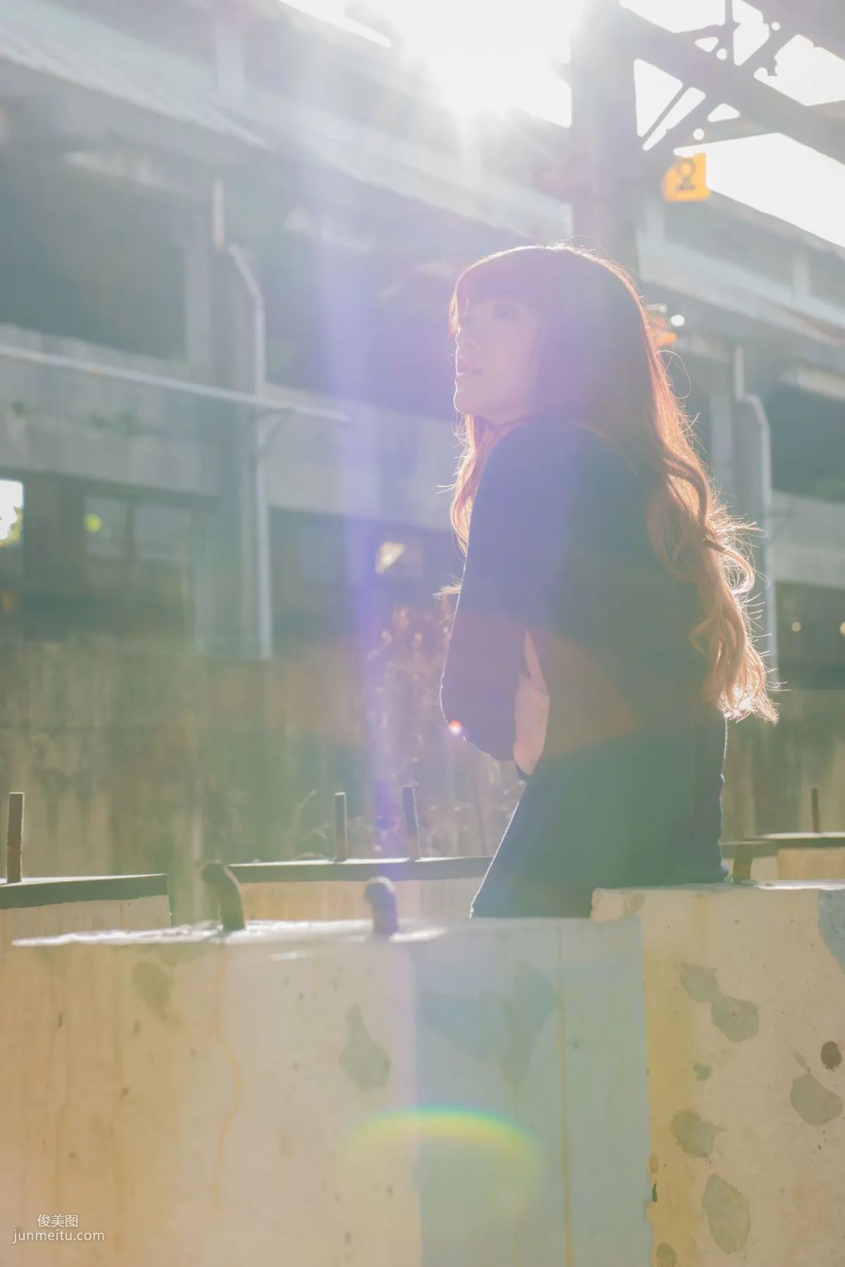 Taiwan Beauty Lin Gangyi Didy, Ruined Station Beautiful Outdoor Shoot, Photo Set photo 6