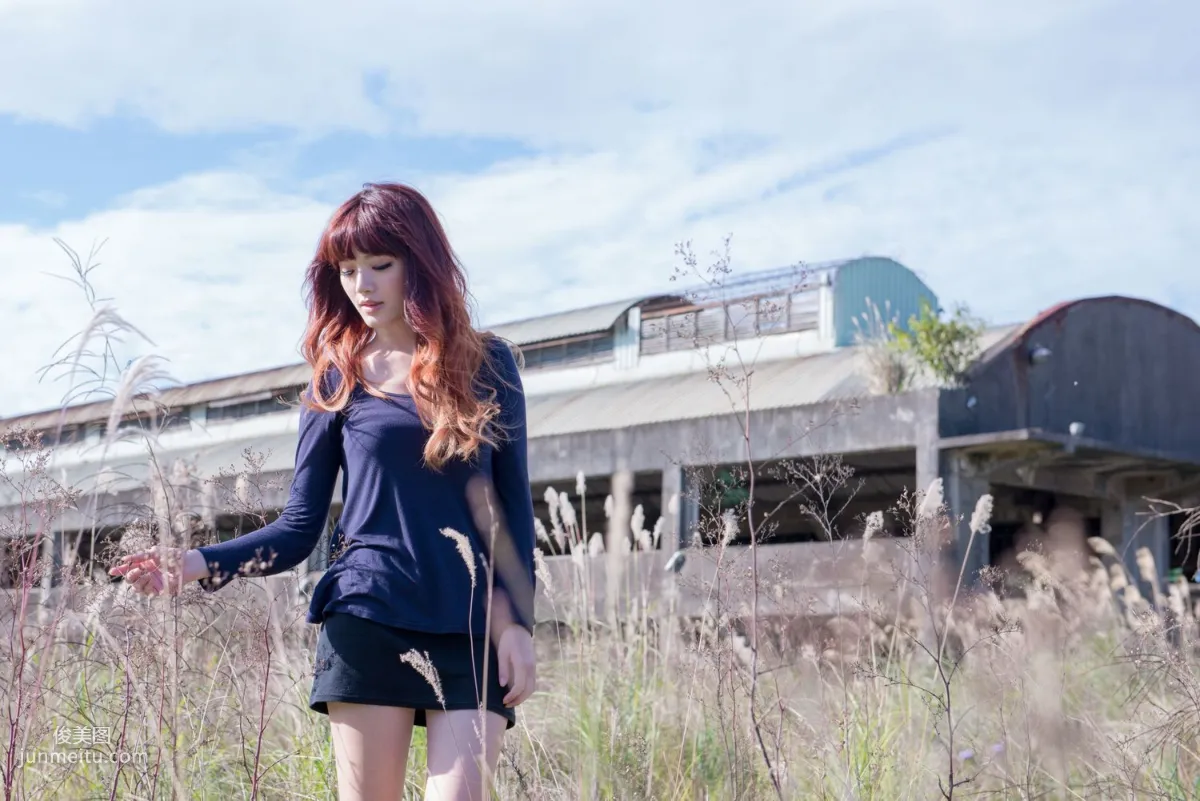 Taiwan Beauty Lin Gangyi Didy, Ruined Station Beautiful Outdoor Shoot, Photo Set photo 54