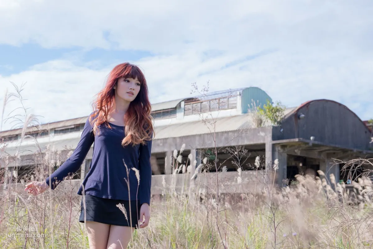 Taiwan Beauty Lin Gangyi Didy, Ruined Station Beautiful Outdoor Shoot, Photo Set photo 41