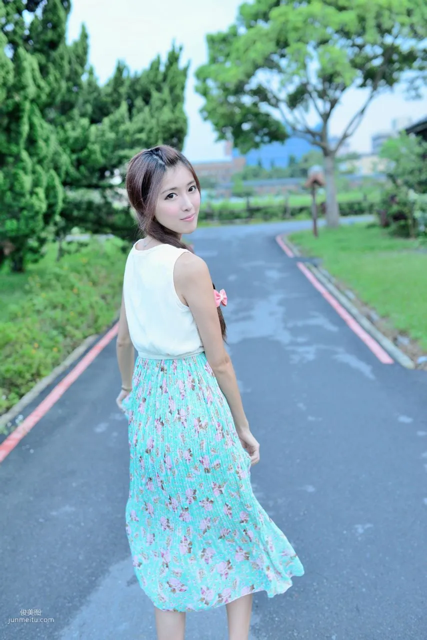 Kila Jingjing / Jin Yunqiao, Fresh and Beautiful Long Dress Outdoor Photo Set photo 58