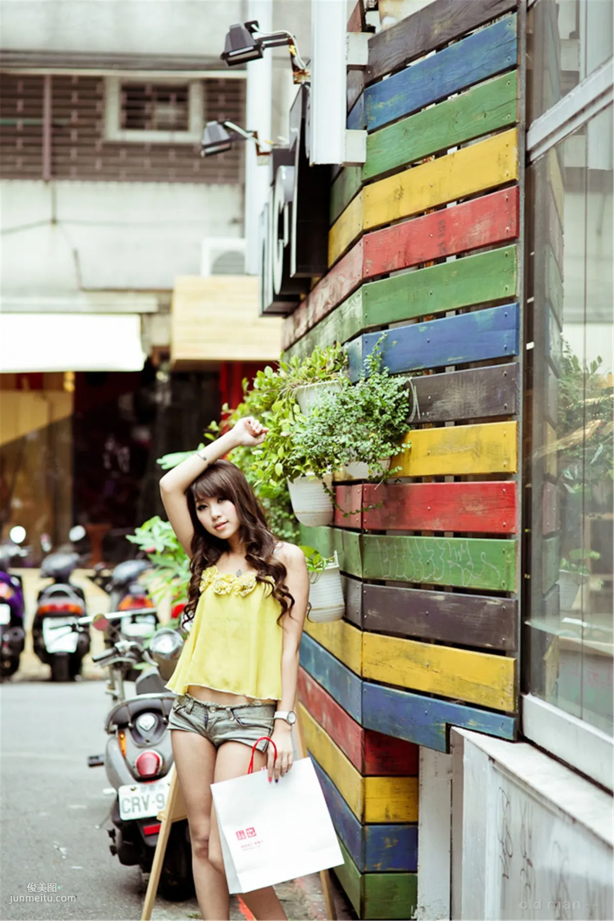 Ivy Chen, Zhongxiao Dunhua Afternoon Street Snap Photo Set photo 47