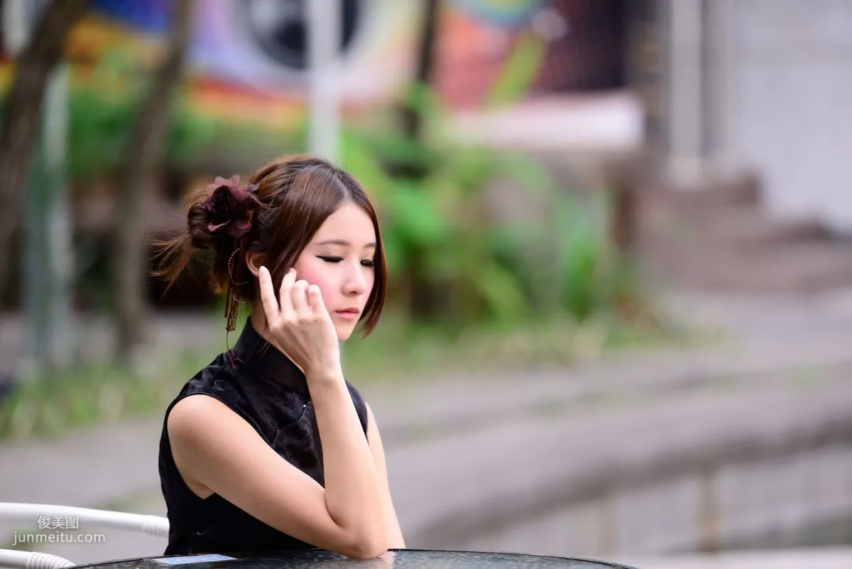 Taiwan Model A Bu, Red and Black Qipao Series Outdoor Shoot Photo Set photo 89