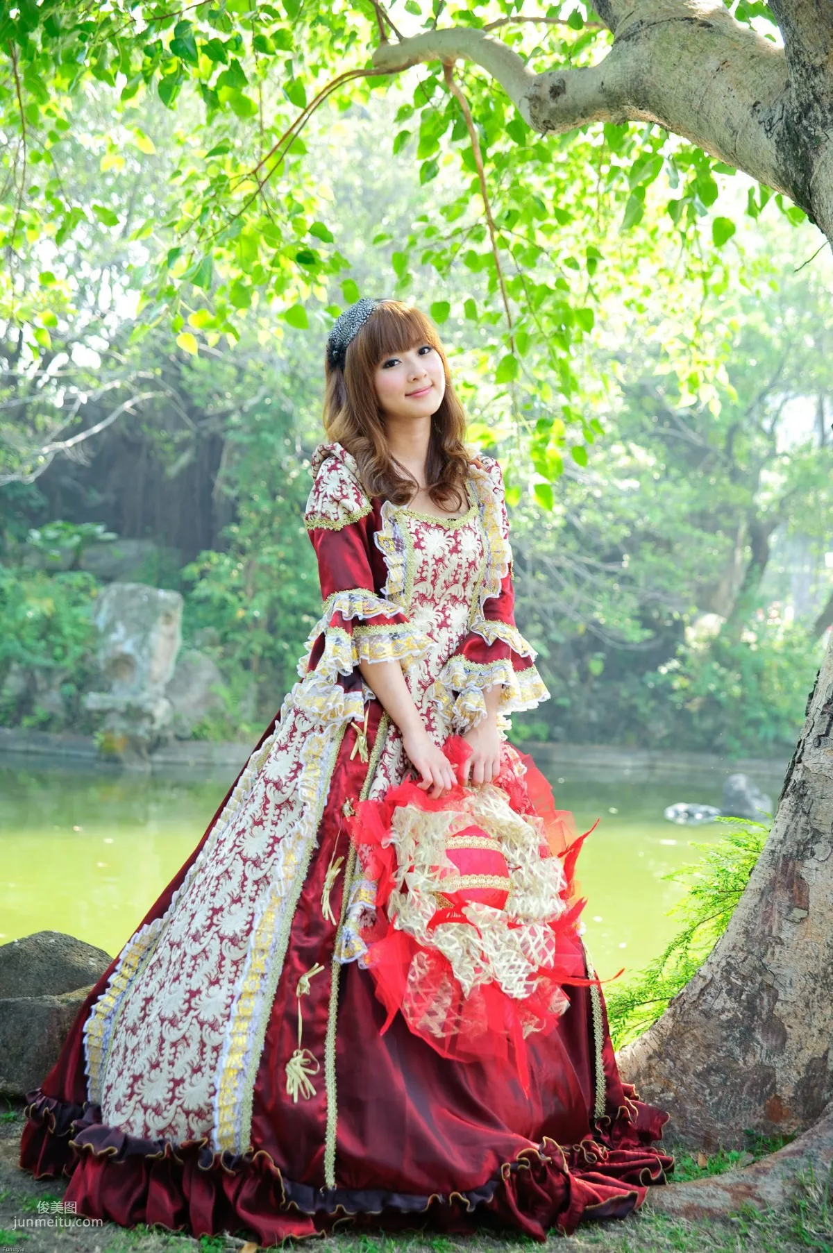 Mikako/果子MM《雙溪公園+士林官邸》第III部 寫真集 17