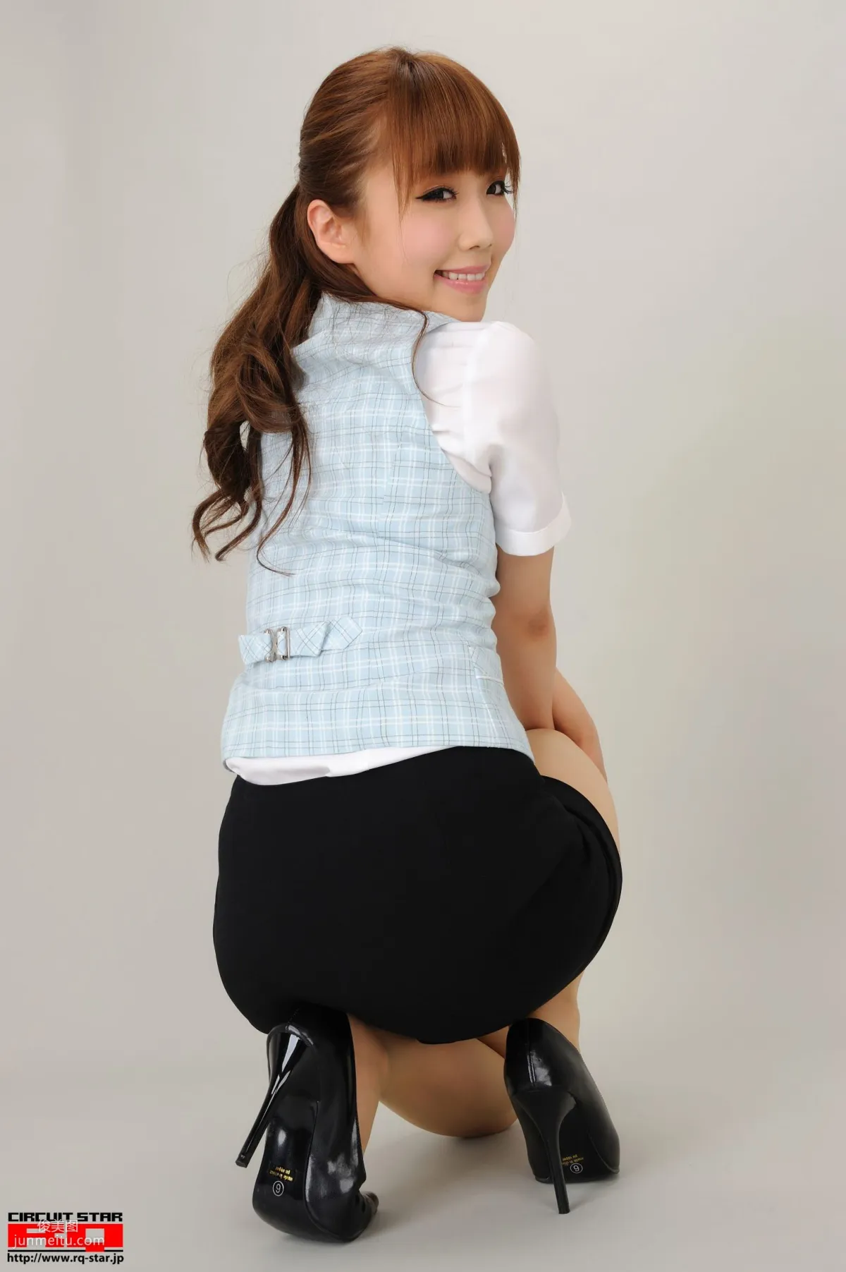[RQ-STAR] NO.00509 如月くるみ Office Lady 職業裝系列 寫真集 48