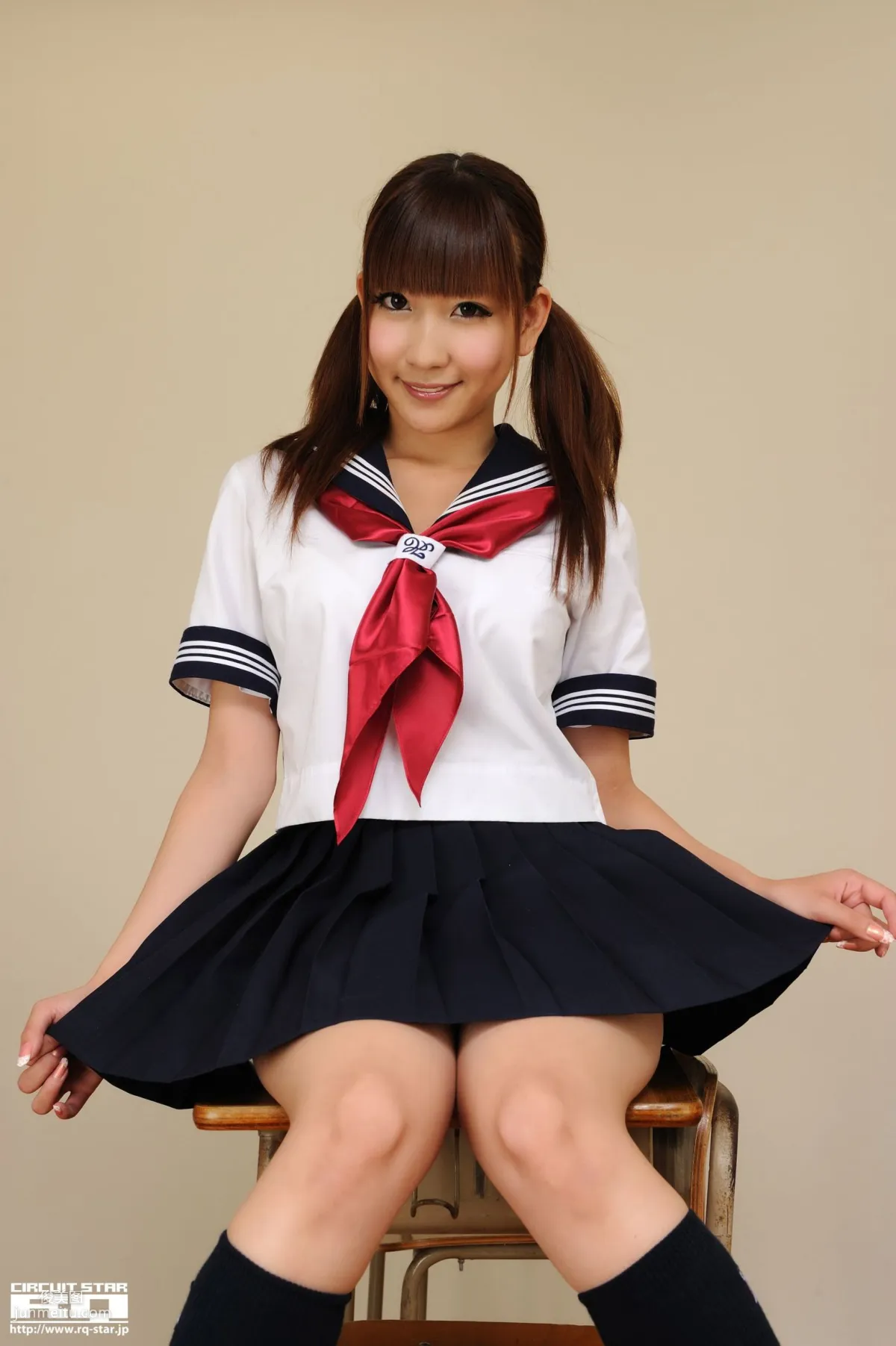[RQ-STAR] NO.00575 Chihiro Akiha 秋葉ちひろ High School Girl 写真集5