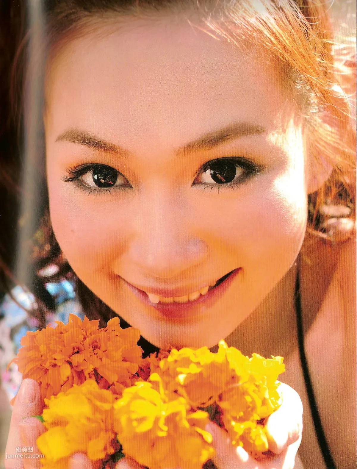 Carol Yeung 'Huge' [Photo Book] Photo Set photo 48