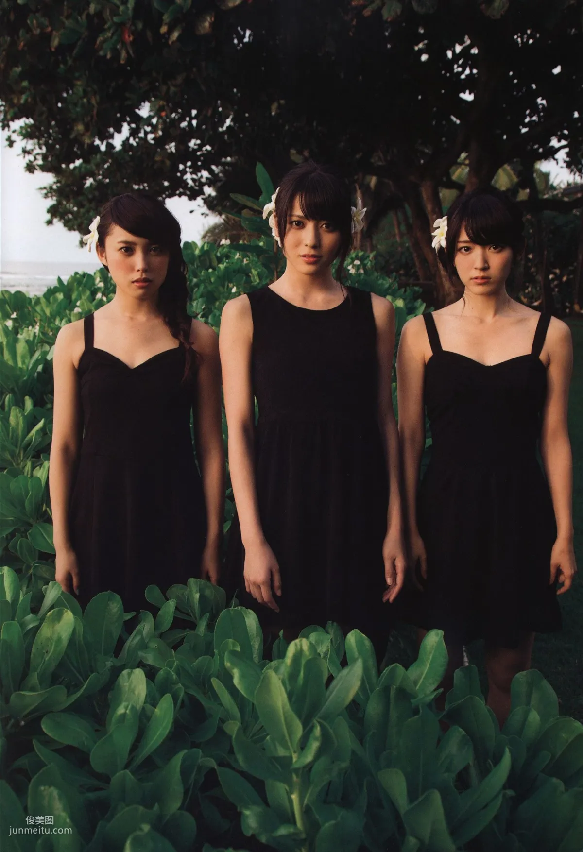 Alo-Hello! ℃-ute Photobook 2014 [PB写真集]17