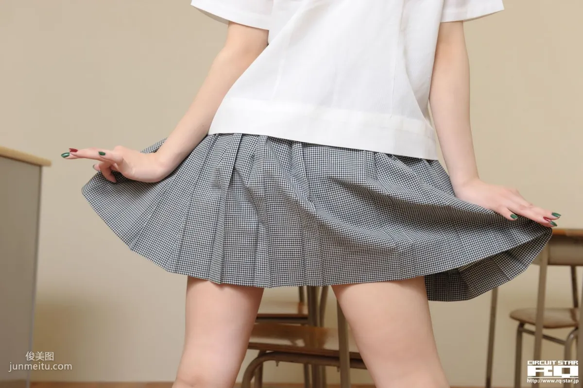 [RQ-STAR] NO.00571 荒井嘉奈 School Girl 寫真集 10
