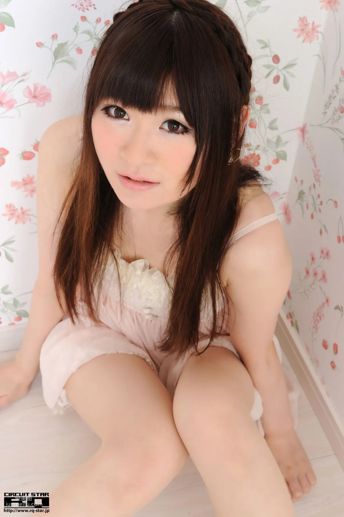[RQ-STAR] NO.00564 Eri Tomoki 友木えり Private Dress 寫真集 58