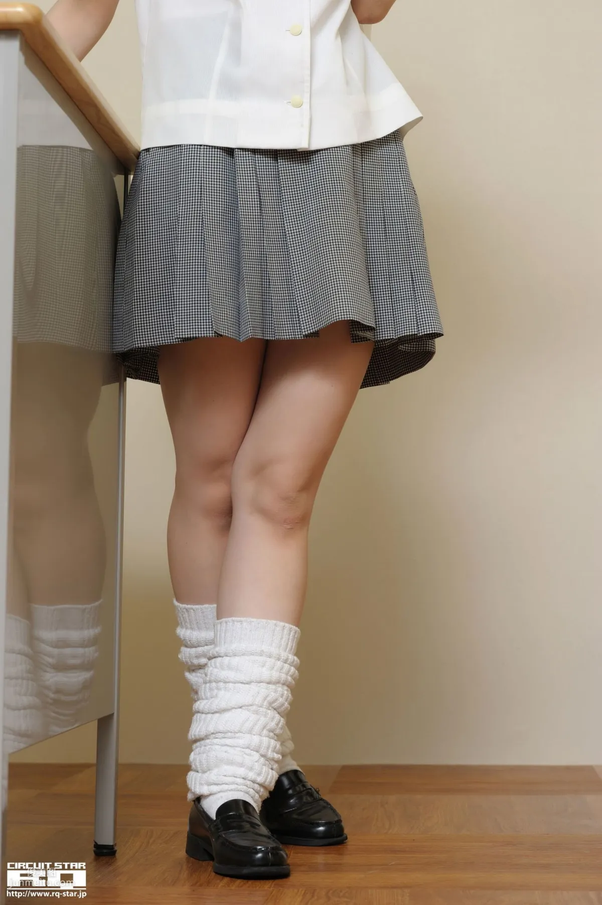 [RQ-STAR] NO.00571 荒井嘉奈 School Girl 寫真集 129