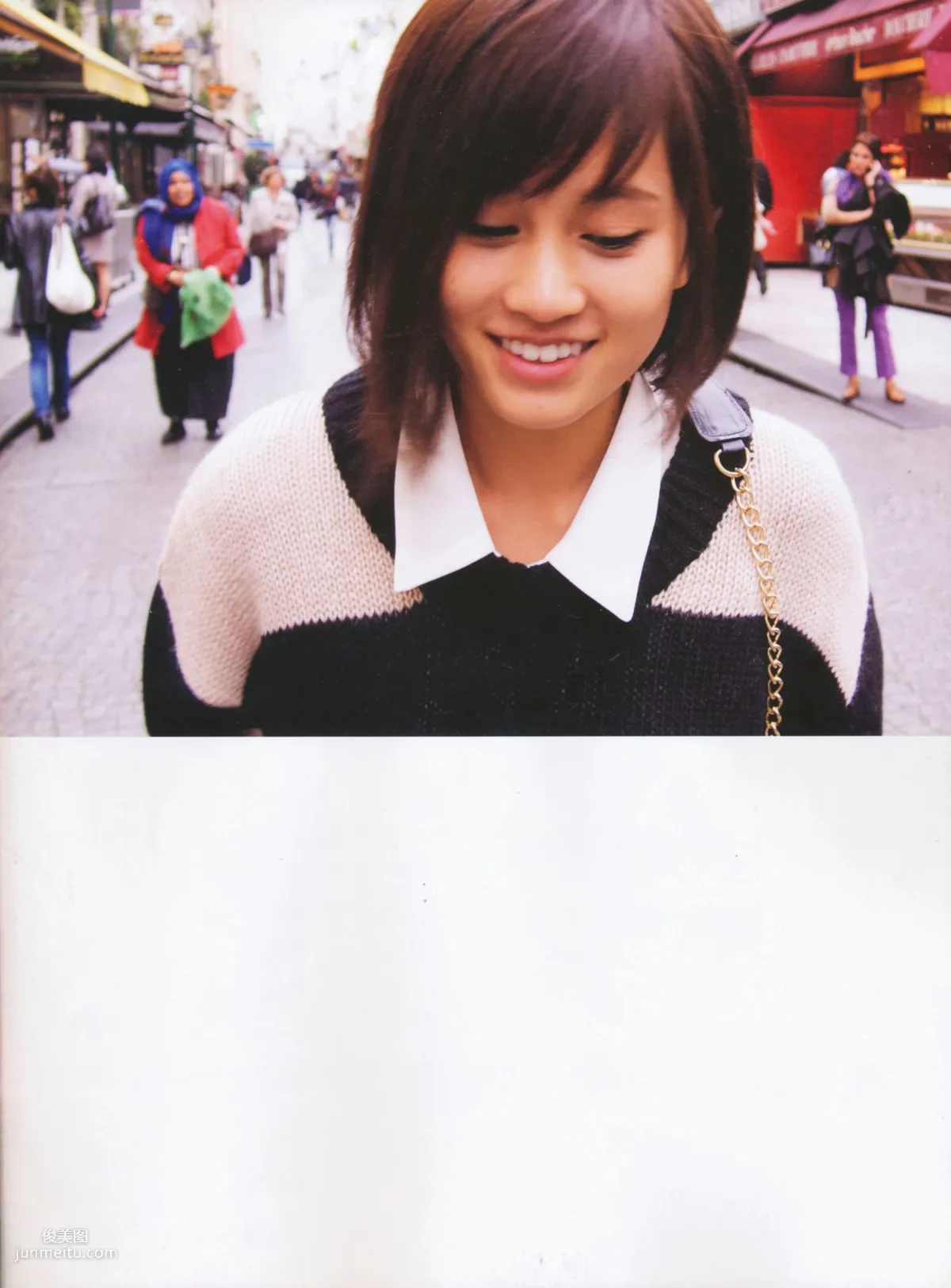 Atsuko Maeda Clumsy [Photo Books] photo 61