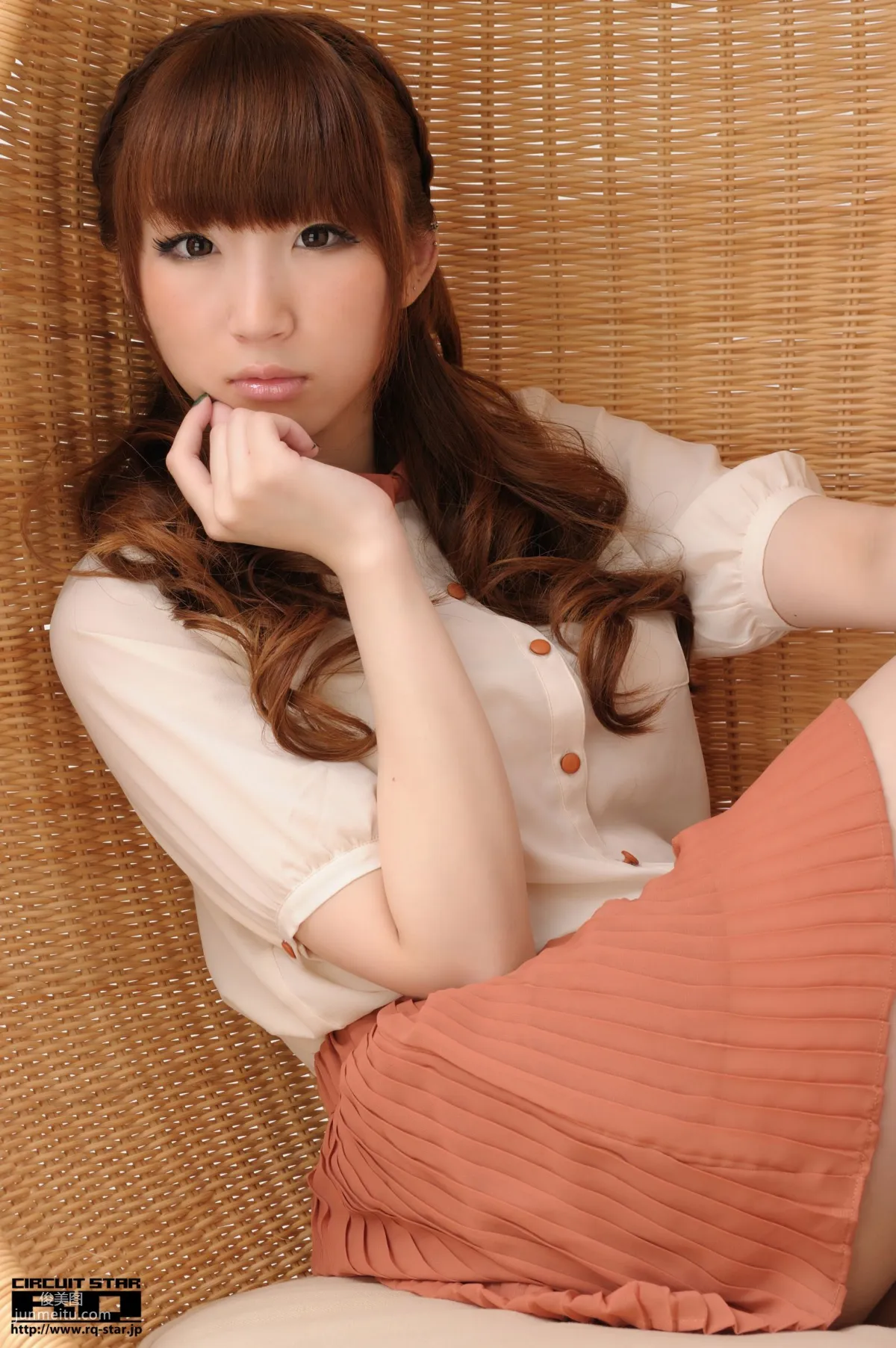 [RQ-STAR] NO.00563 Kana Arai 荒井嘉奈 Race Queen 寫真集 74