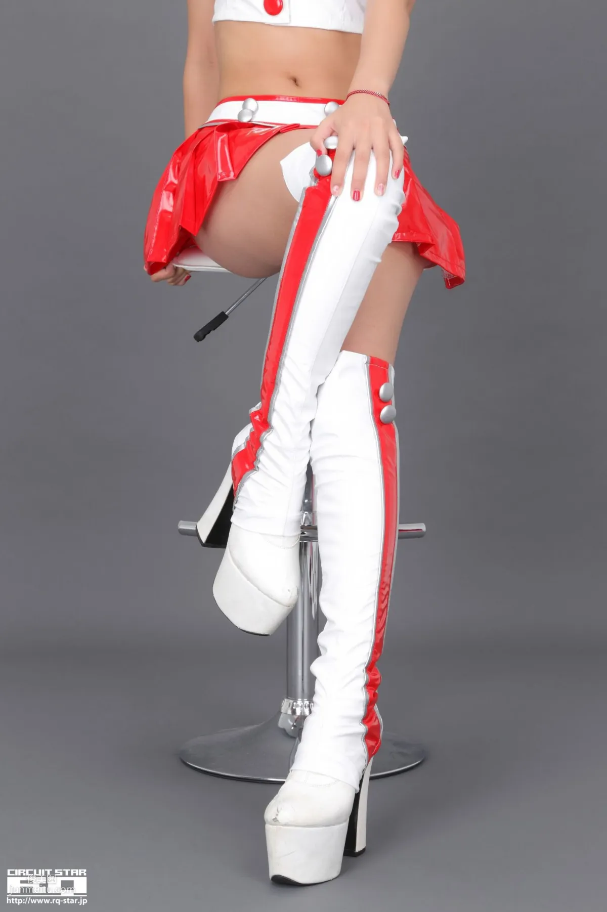 [RQ-STAR] NO.00586 Naoho Ichihashi 市橋直歩 Race Queen 寫真集 36