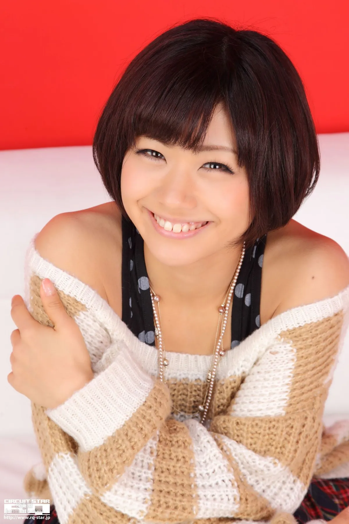 [RQ-STAR] NO.00598 Hitomi Yasueda 安枝瞳 Private Dress 寫真集 100