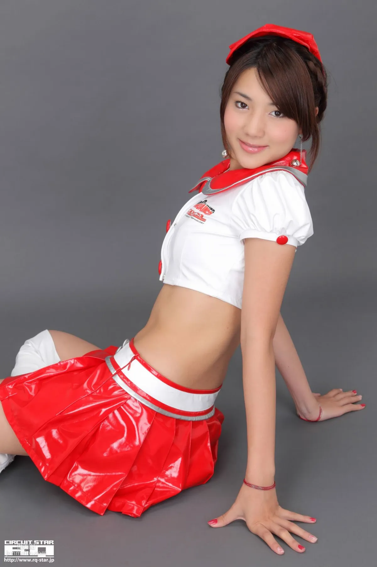 [RQ-STAR] NO.00586 Naoho Ichihashi 市橋直歩 Race Queen 寫真集 68