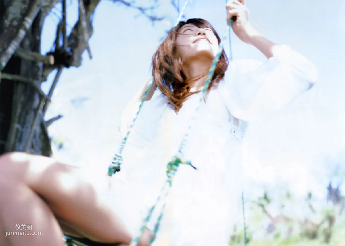 里田舞《My Life》 [Photo Book] 写真集22