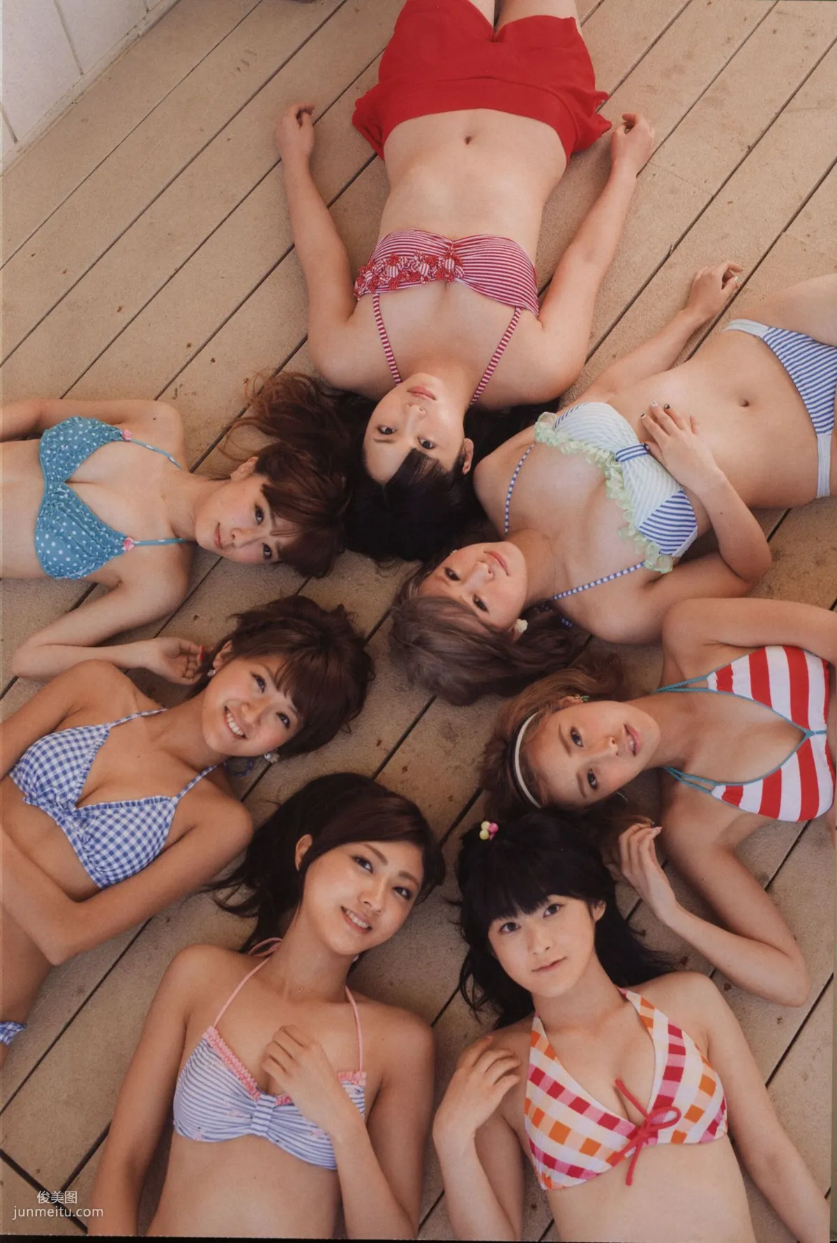 Alo Hello! Berryz 工房 Photobook 2013 [PB寫真集] 20