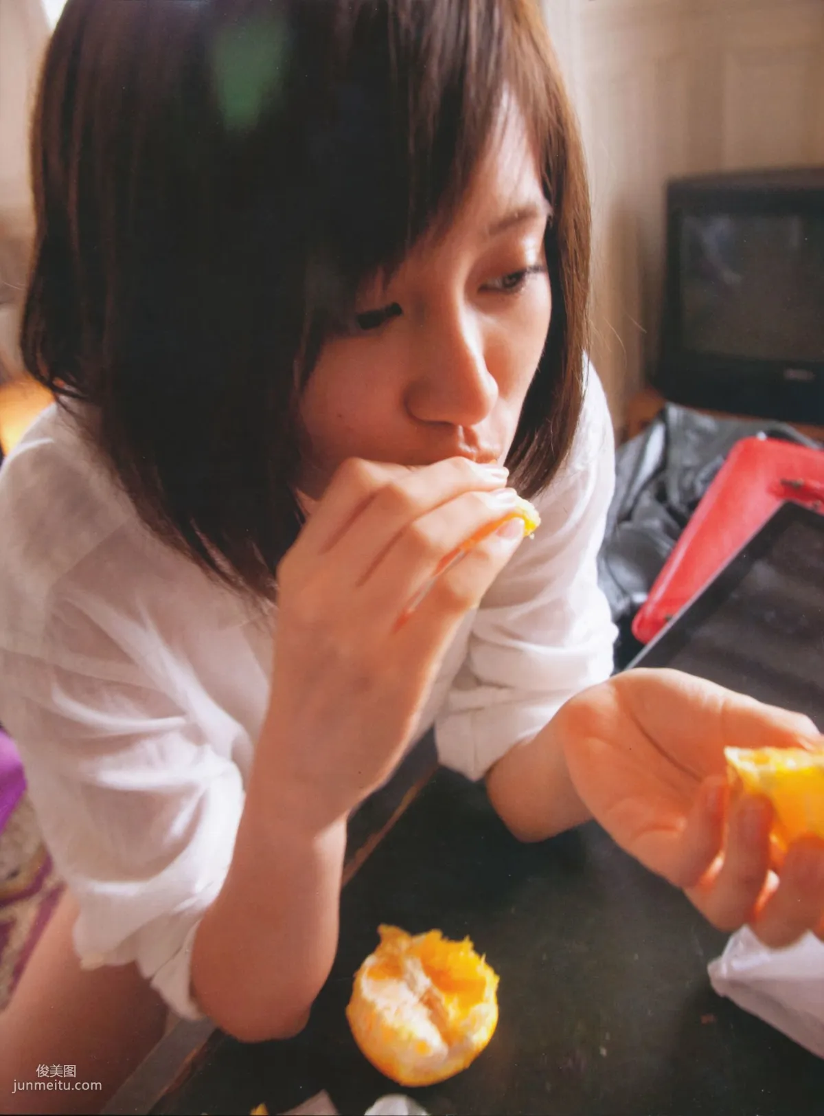 Atsuko Maeda Clumsy [Photo Books] photo 21