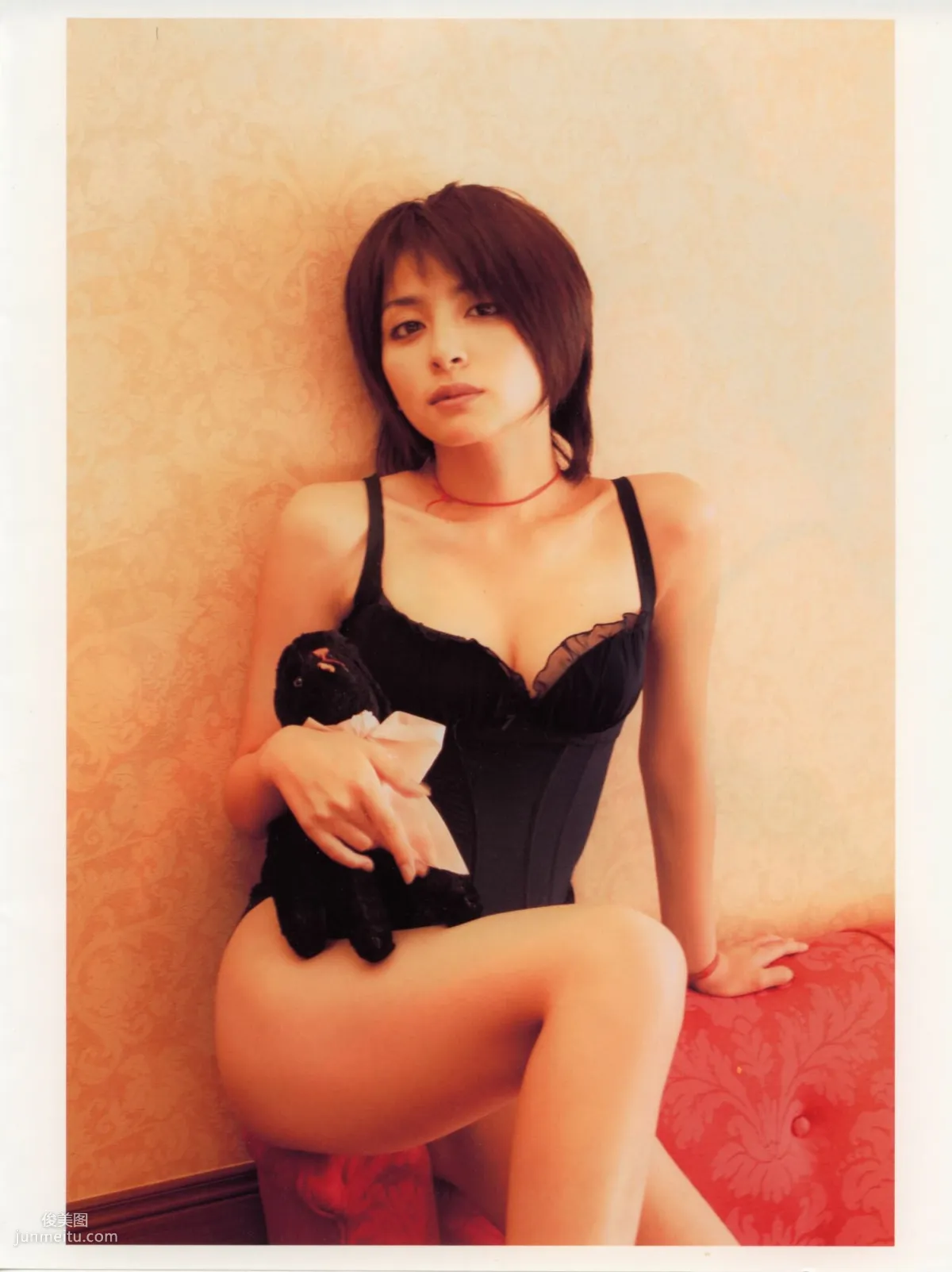 奧菜恵《The Okina 3／3 in Paris》 [PB寫真集] 6