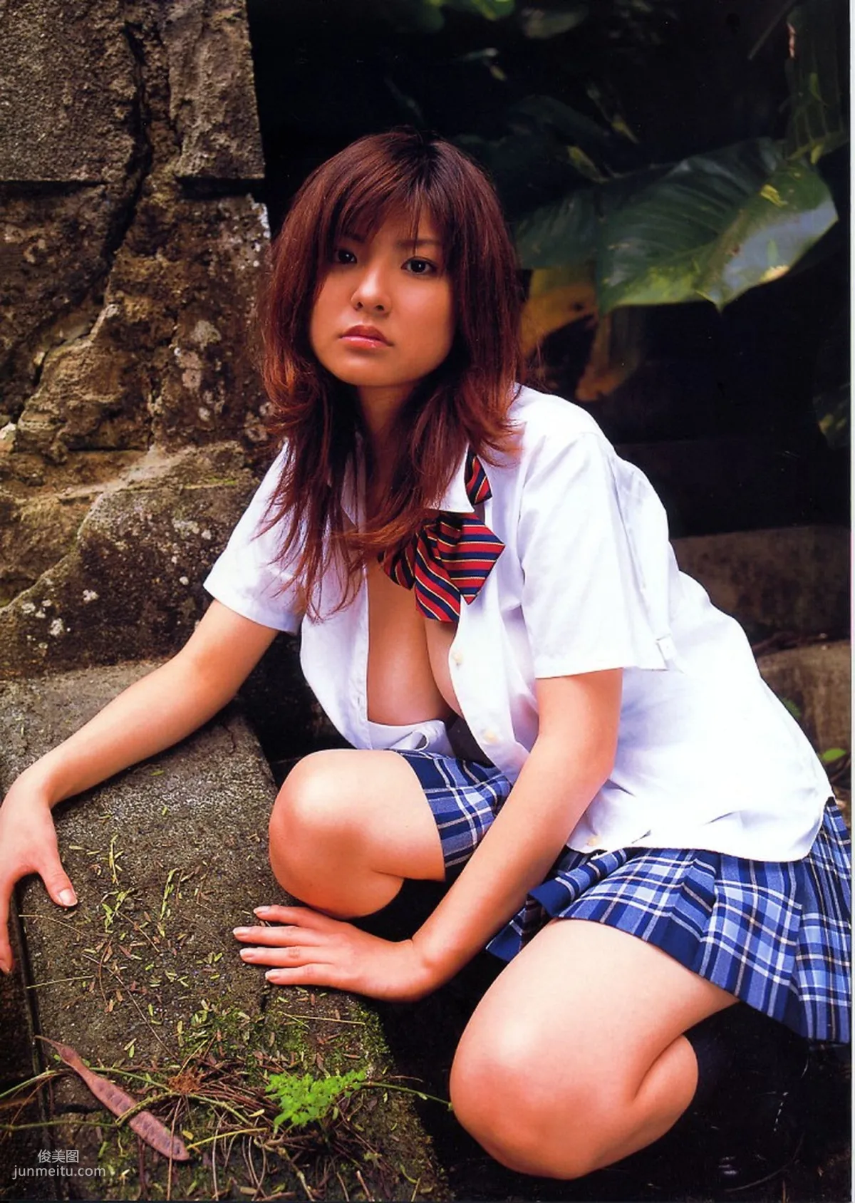 Miri Hanai, First H! [Photo Books] Photo Set photo 41