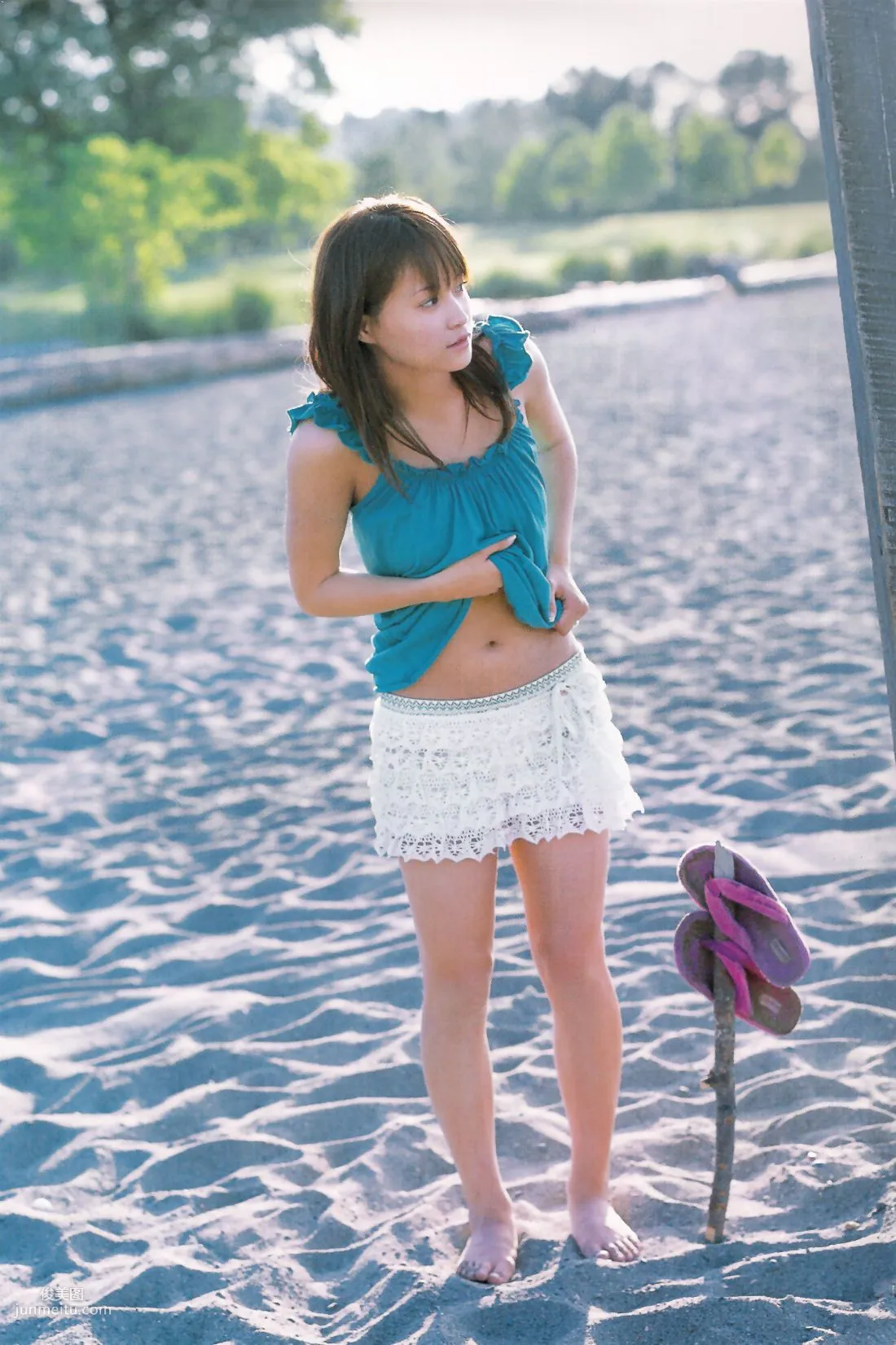亀井絵裡 《ERI》 [Photo Book] 寫真集 38