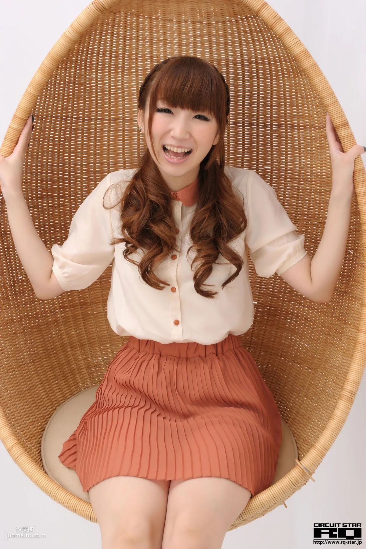 [RQ-STAR] NO.00563 Kana Arai 荒井嘉奈 Race Queen 寫真集 106