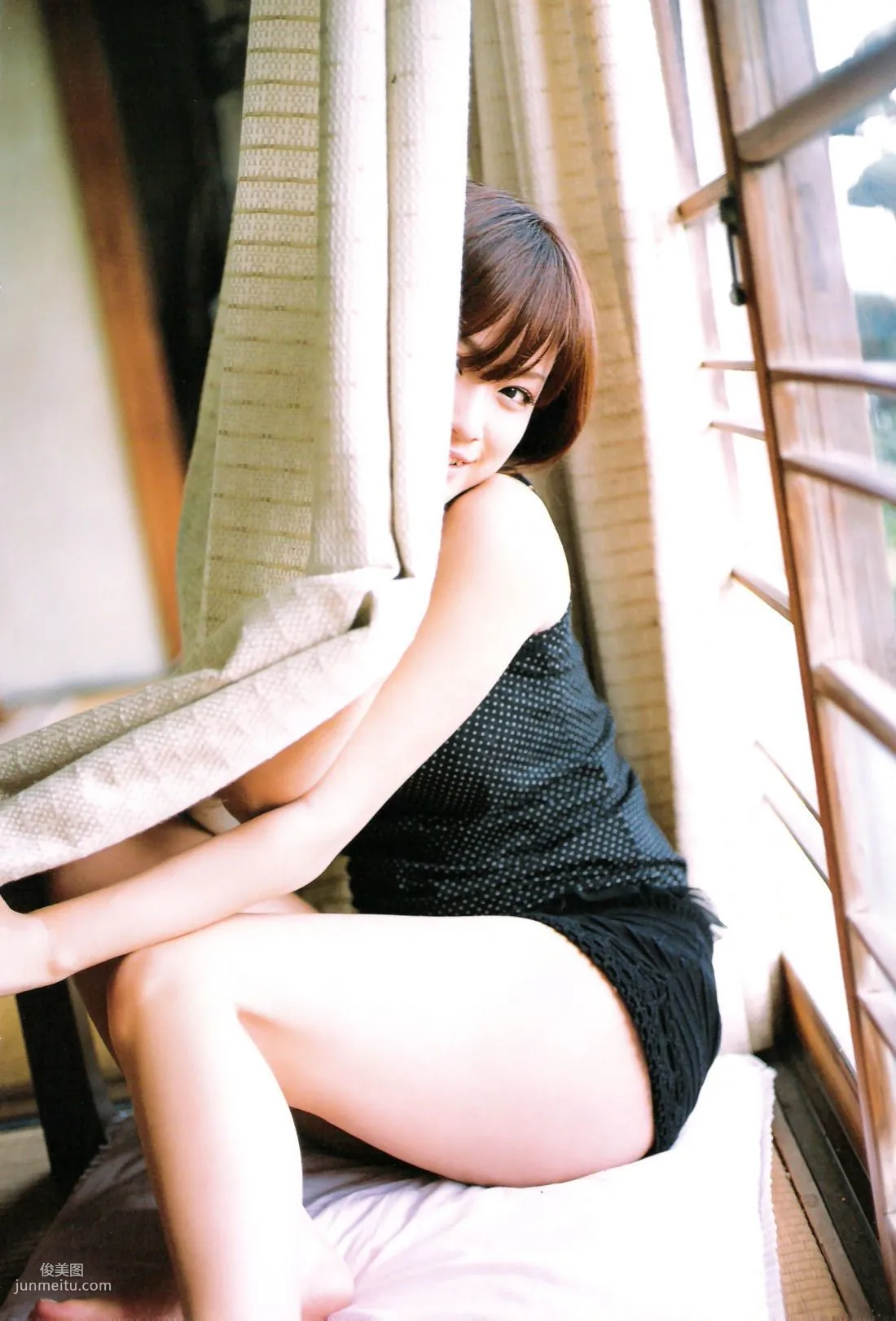 亀井絵裡 《ERI》 [Photo Book] 寫真集 57